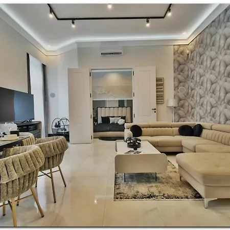 Central Comfy Home Holiday home *